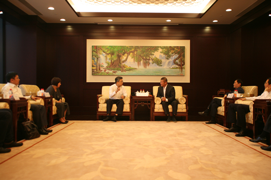 龚克在深圳与平安银行校友举行座谈会